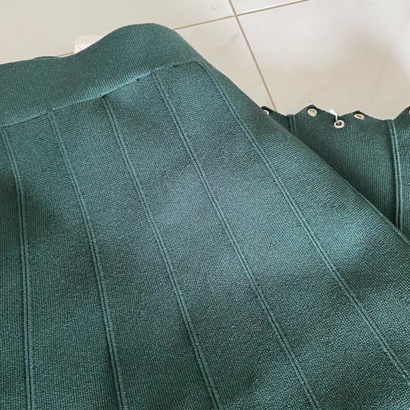 SANDRO PARIS Green Skirt with Pearls - Picture 7 of 10